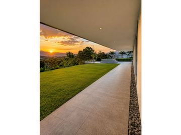 Casa campestre en condominio para la venta en la Vía Pereira - Armenia