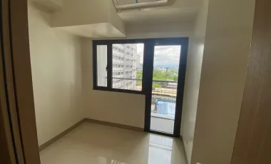 1 Bedroom Condo for sale at Glam Residences