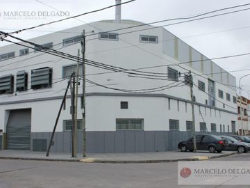 Depósito - Galpón de 1300 m2 - GERLI  Avellaneda- VENTA - Puente Grua