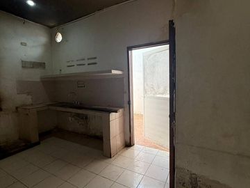 SE RENTA AMPLIO LOCAL COMERCIAL EN AV. COLOSIO, CAMPECHE
