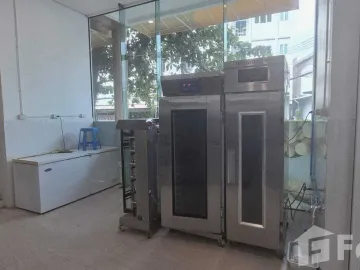1 Bedroom Retail space for sale at Fully Equipped Commercial Business for Sale in Prime Kamala