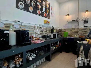 1 Bedroom Retail space for sale at Fully Equipped Commercial Business for Sale in Prime Kamala