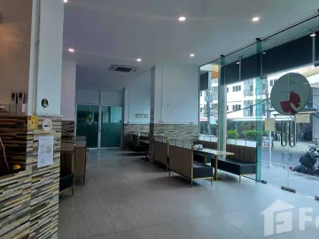 1 Bedroom Retail space for sale at Fully Equipped Commercial Business for Sale in Prime Kamala