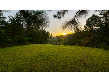 SE VENDE TERRENO EN LAS VISTAS DE CERRO AZUL