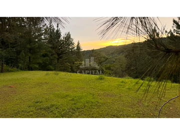 SE VENDE TERRENO EN LAS VISTAS DE CERRO AZUL