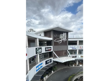 VENDO O ALQUILO CONSULTORIOS BRISAS DEL GOLF EN SIGNATURE PLAZA