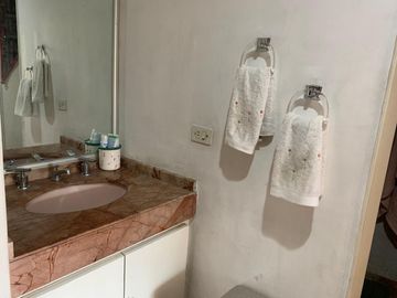 CASA EN VENTA EN PRIVADA - FUENTE SANTO TOMAS - TECAMACHALCO