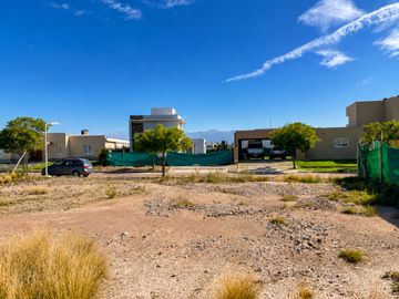 Lote en venta barrio privado Terrazas Park Maipu