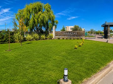 Lote en venta barrio privado Terrazas Park Maipu