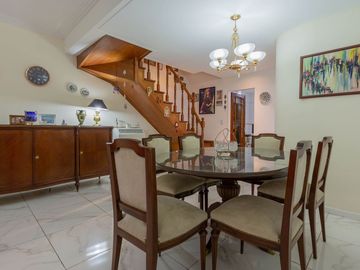 VENTA DÚPLEX C/COCHERA, JARDÍN, QUINCHO EN ALMAGRO