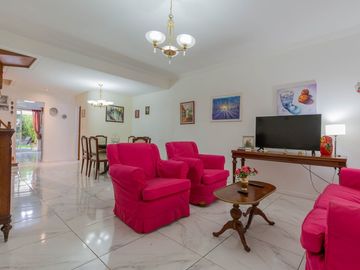 VENTA DÚPLEX C/COCHERA, JARDÍN, QUINCHO EN ALMAGRO