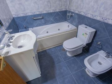 VENTA DÚPLEX C/COCHERA, JARDÍN, QUINCHO EN ALMAGRO