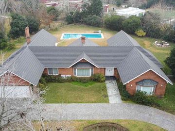 CASA EN VENTA, ALTOS DE PILAR. PILAR