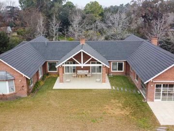 CASA EN VENTA, ALTOS DE PILAR. PILAR