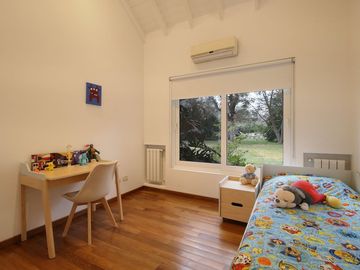 CASA EN VENTA, ALTOS DE PILAR. PILAR