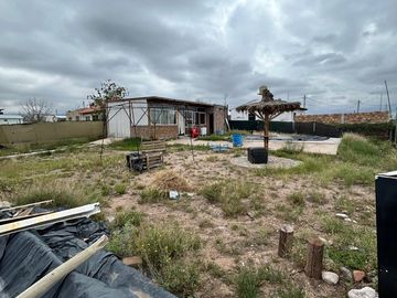 Terreno 410m2 con salon y pileta - Lujan de Cuyo