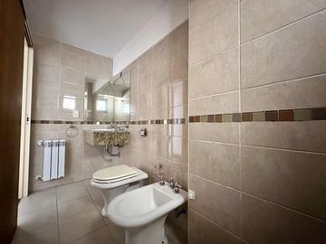 VENTA DEPARTAMENTO 2 DORMITORIOS PILETA Y QUINCHO