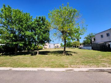 Lote INTERO a la venta en La Cuesta Pilar