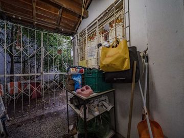 VENTA CASA 4 AMBIENTES VERSALLES