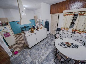 VENTA CASA 4 AMBIENTES VERSALLES