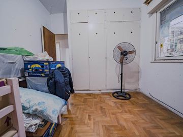 VENTA CASA 4 AMBIENTES VERSALLES