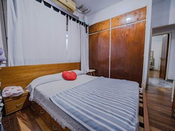 VENTA CASA 4 AMBIENTES VERSALLES