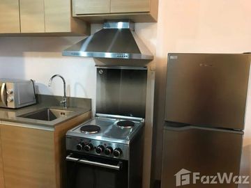 For Rent: 1BR The Rise