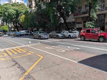 VENTA LOCAL A LA CALLE 88 M2 + SOTANO MONSERRAT