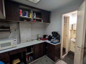 VENTA LOCAL A LA CALLE 88 M2 + SOTANO MONSERRAT