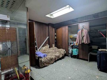 VENTA LOCAL A LA CALLE 88 M2 + SOTANO MONSERRAT