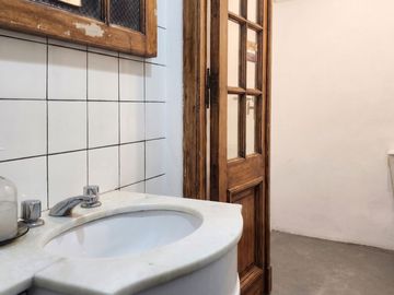 CASA LOTE A REFACCIONAR MONTE CASTRO APTO CREDITO