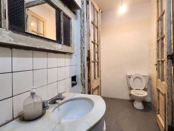 CASA LOTE A REFACCIONAR MONTE CASTRO APTO CREDITO