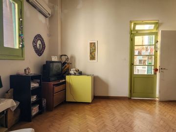 CASA LOTE A REFACCIONAR MONTE CASTRO APTO CREDITO