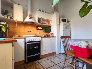CASA LOTE A REFACCIONAR MONTE CASTRO APTO CREDITO