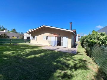 Venta Casa 4 ambientes Barrio La Reserva de Hudson