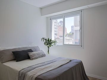 VENTA Semipiso 1 dormitorio  balcón Barrio Martin