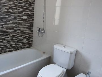 VENTA Semipiso 1 dormitorio  balcón Barrio Martin