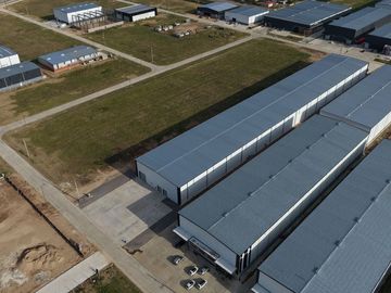 ALQUILER NAVE EN POLO INDUSTRIAL SPEGAZZINI
