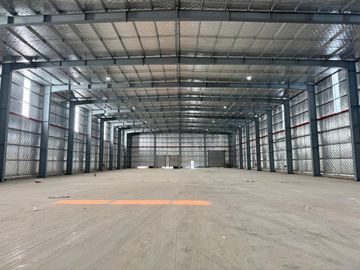 ALQUILER NAVE EN POLO INDUSTRIAL SPEGAZZINI