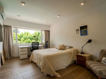 Venta Casa 8 ambientes San Isidro Pileta Parrilla