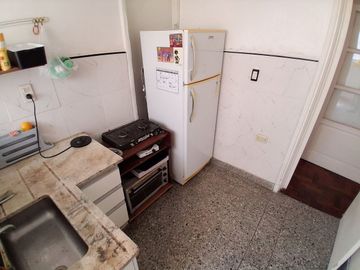 DEPTO VENTA 3 AMB C/DEPENDENCIA PARQUE CENTENARIO