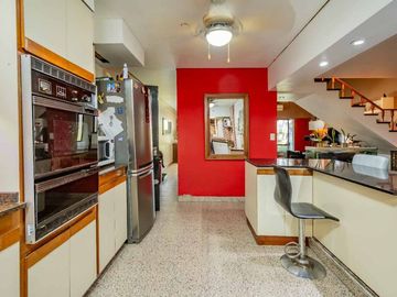 Venta Chalet con quincho y cochera en Loma Hermosa