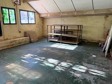 Casa 6 Amb a Refaccionar en Núñez