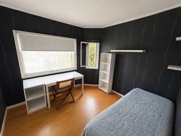 VENTA CASA EN BLOCK 5 AMBIENTES Y 2 DEPARTAMENTOS
