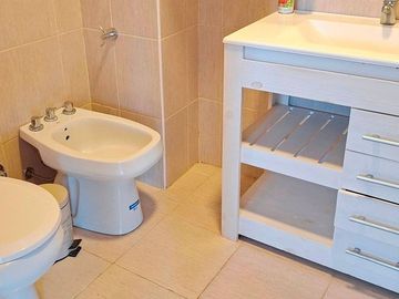 Departamento Venta Pinamar 3 amb cochera moderno