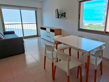 Departamento Venta Pinamar 3 amb cochera moderno