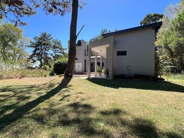 venta casa 3 amb con Hidromasaje Costa del Este