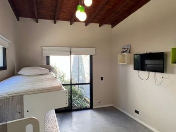 venta casa 3 amb con Hidromasaje Costa del Este