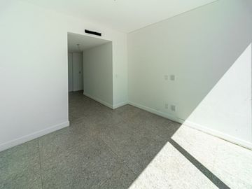Venta 3 amb Balcon aterrazado y  terraza propia