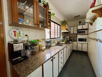 VENTA | 4 Ambientes | Depend. y Cochera | Belgrano